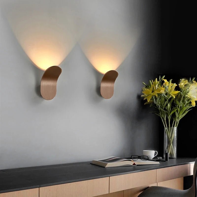 AureaCurve™ Modern Wall Light