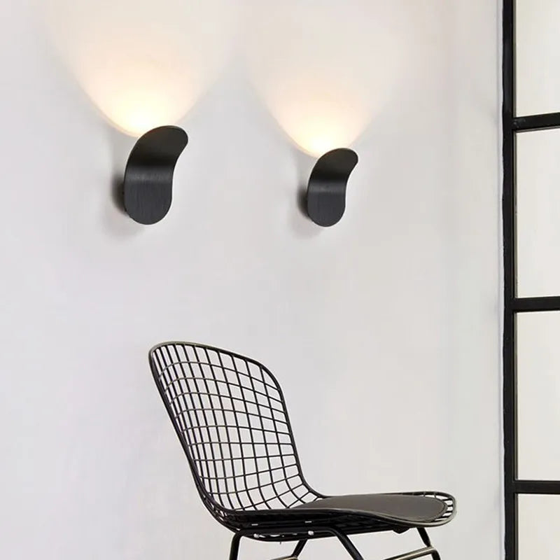 AureaCurve™ Modern Wall Light